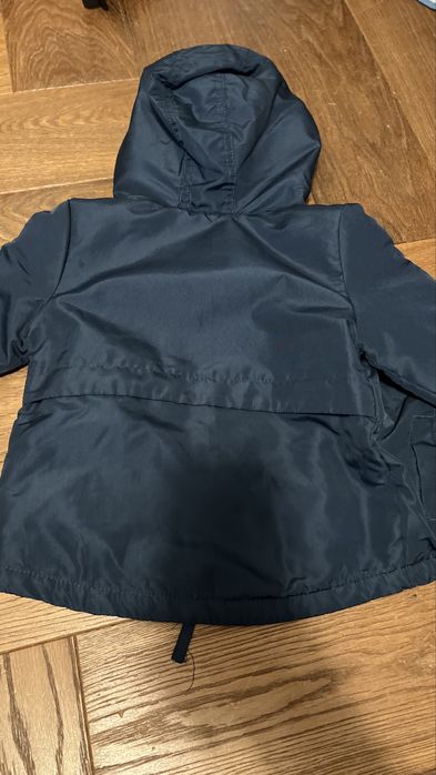 Kurteczka wiosenno-jesienna rozm 80 cm