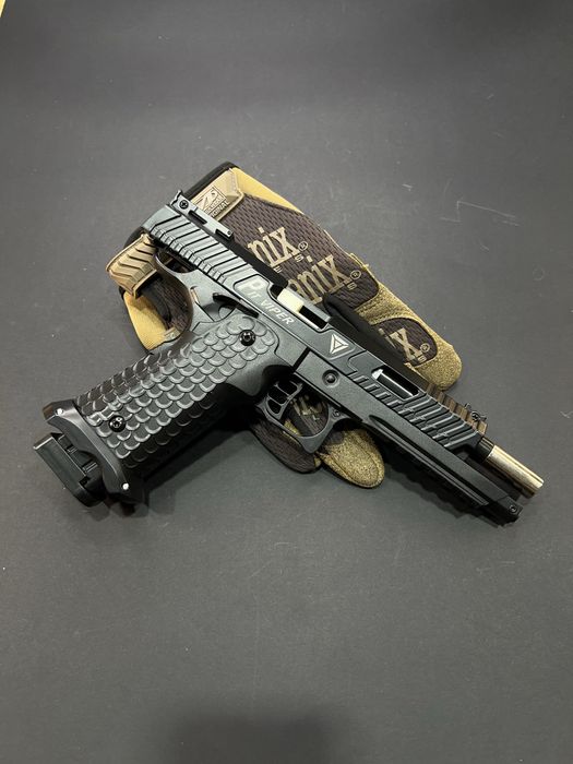 Металевий пістолет JW3 TTI master - модель C-312 (іграшка)