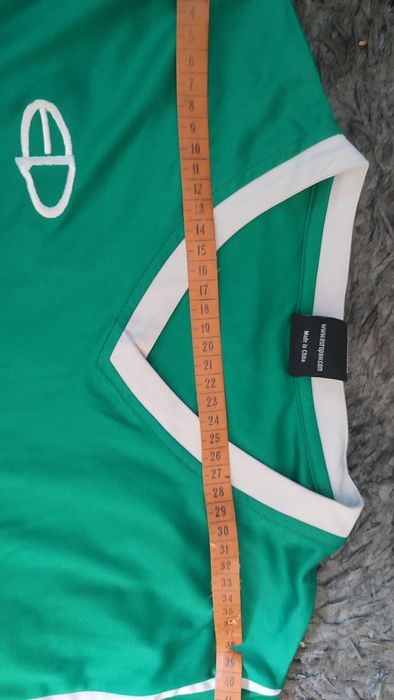 Футбольная форма и гетры