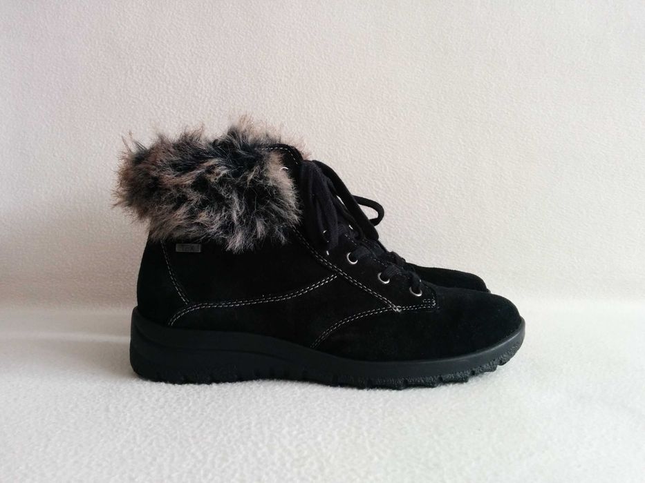 CAPRICE zimowe botki z zamszu naturalnego - damskie buty z futerkiem