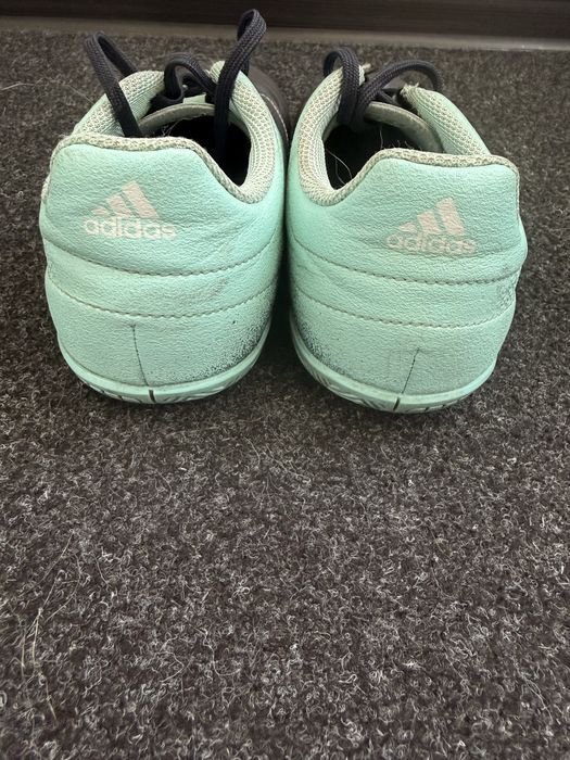 Футзалки, футбольне взуття Adidas р.36