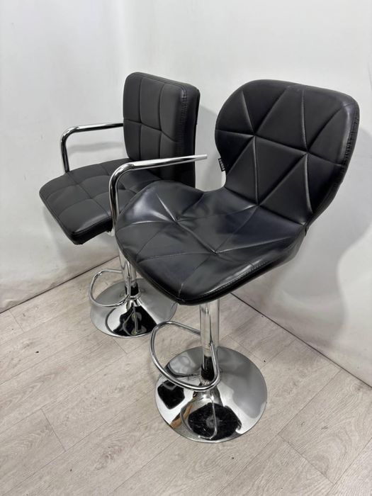 Барні стільці метал+чорний кожзам