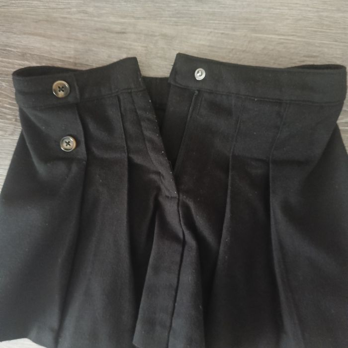 Спідничка бренду H&M