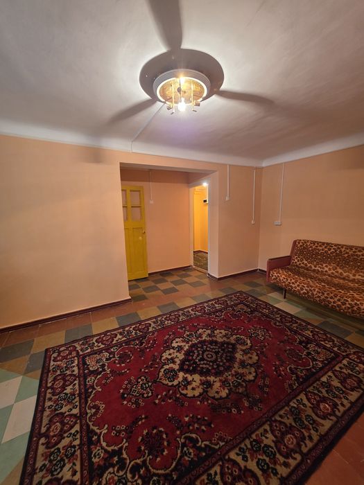 Продам 2 комнатную квартиру