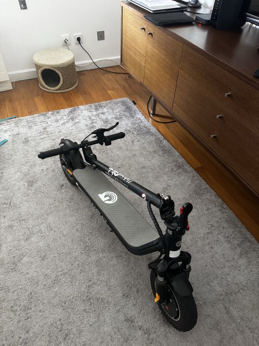 Trotinete elétrica Urban Glide como nova