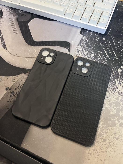 Чехлы на Iphone 13 / 14