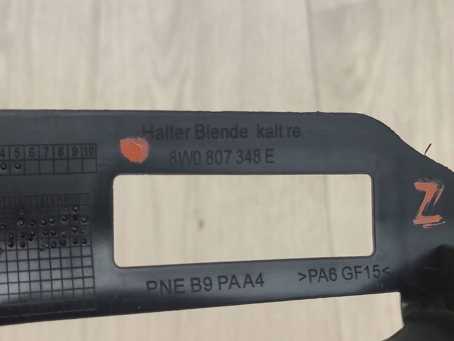 audi a4 b9 mocowanie wydechu prawy tył 8w0807348e