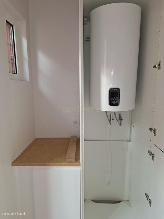 Apartamento T2 para arrendamento em Campo de Ourique