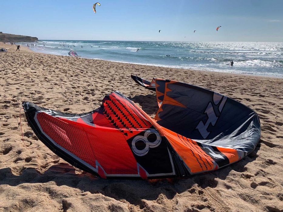 Kite Naish Pivot 8 2019 with the bar