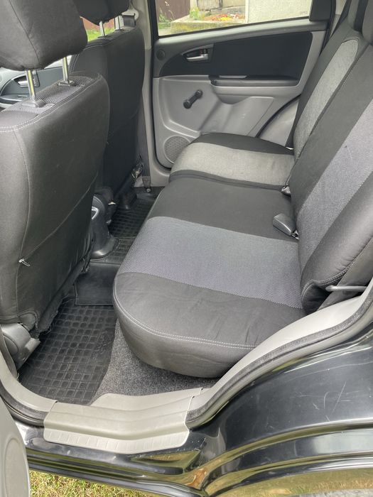 Продам автомобіль Suzuki Sx4 2008року