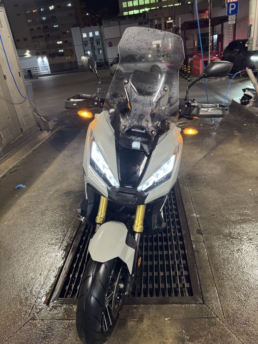 X Adv 2022 - como nova