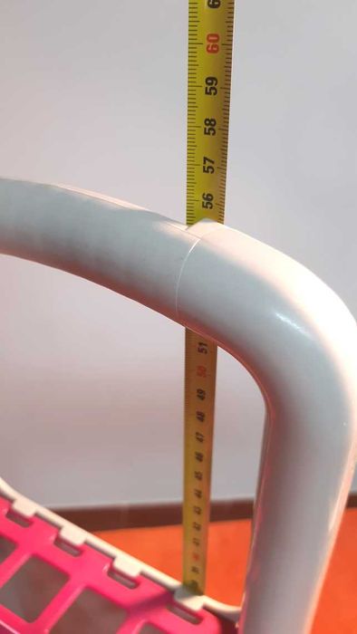 Brinquedos- banca de venda, tábua engomar + ferro, carrinho de compras