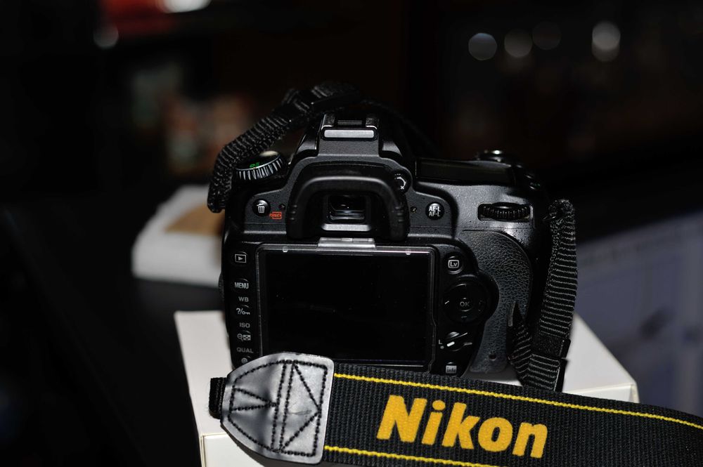 Фотоаппарат Nikon D90 Body