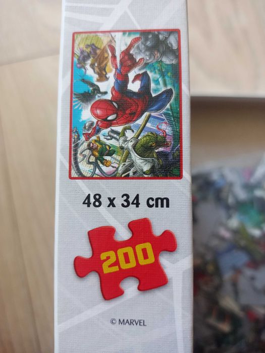 Puzzle Trefl Spiderman Marvel 200 elementów