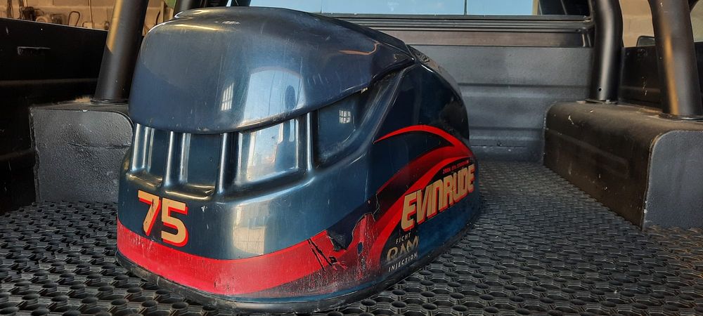 Capot/Tampa de motor Evinrude Fight Ram Injection 75cv 2 tempos