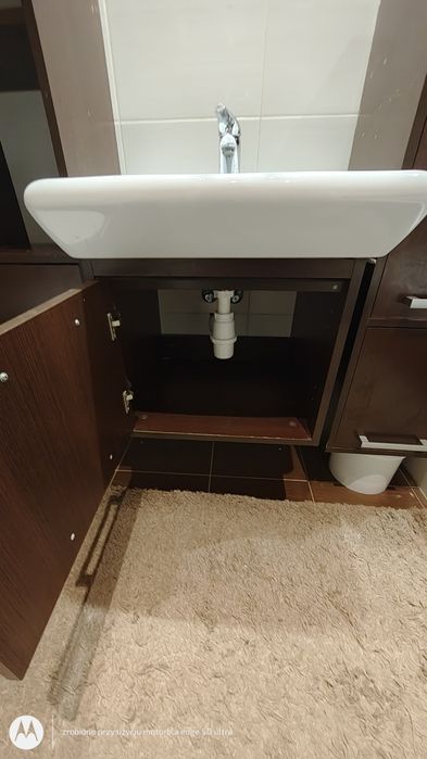 Komplet mebli łazienkowych