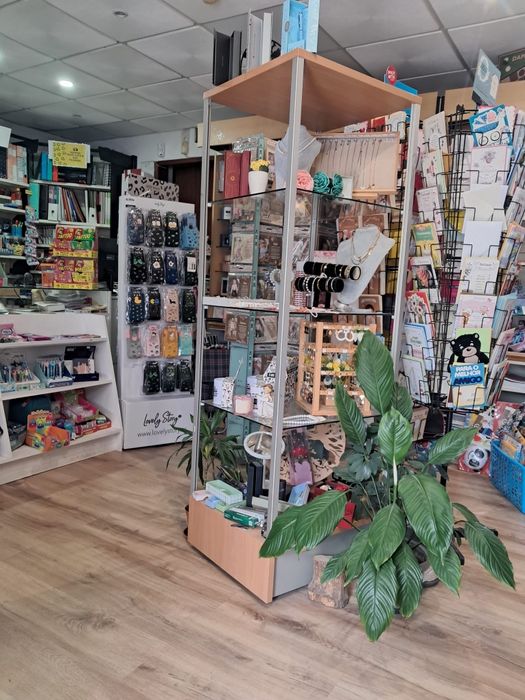 Trespasse Papelaria c/ Tabaco, Raspadinhas, CTT, Payshop e quiosk de fotografia– Ramalhal (Torres Vedras)