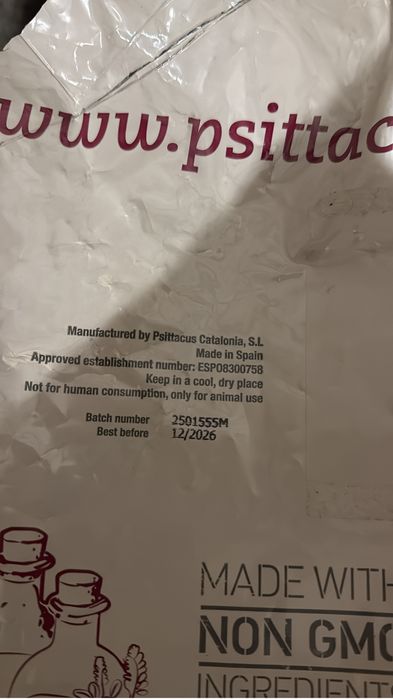 Papa papagaio/ arara / outros