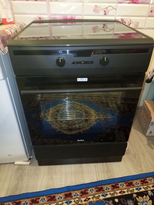 Płyta indukcyjna z piekarnikiem