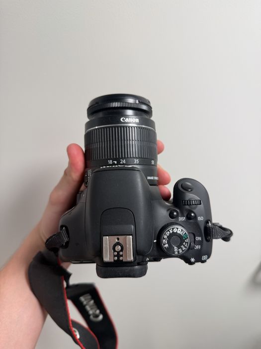 Canon EOS 600D + 55-250 IS + Bolsa