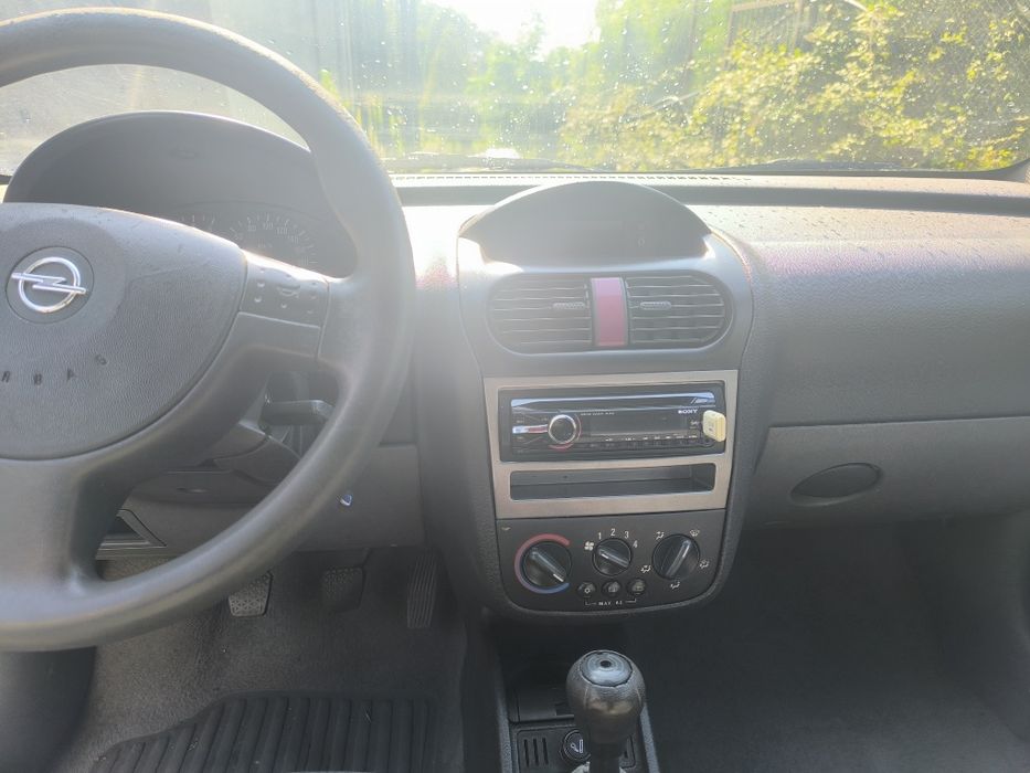 Opel Corsa — fotografia 7