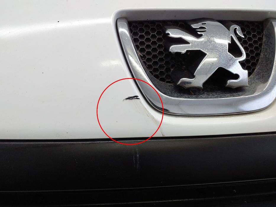 Pára-choques frente PEUGEOT Partner II