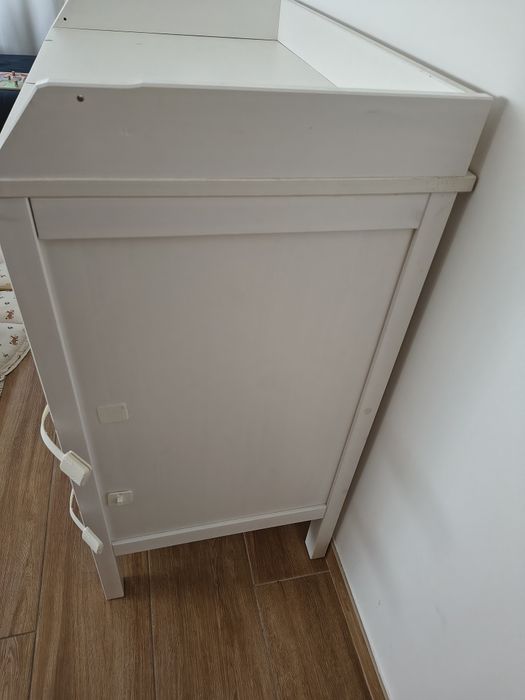 Móvel muda-fraldas IKEA branco com 2 gavetas