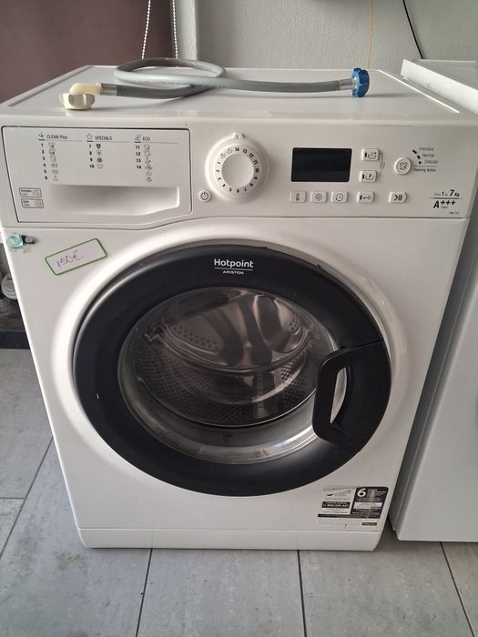 Máquina de lavar roupa Ariston Hotpoint 7kg  A+++