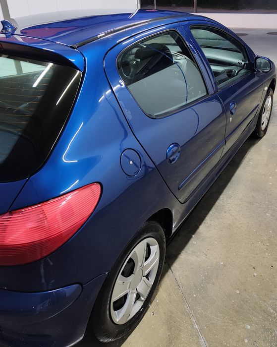 Peugeot 206 1.1 XR — photo 3