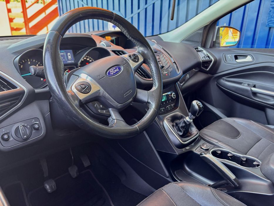 Ford Kuga Nowy Rozrzad Olej Hamulce Dwa Komplety Kół