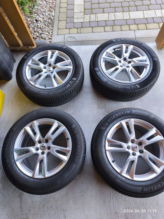 Oryginalne koła Volvo XC60 18 235/60 R18 zima