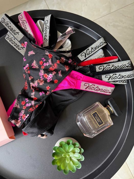 Жіночі трусики/стрінги Victoria's Secret Женское белье Виктория Сикрет