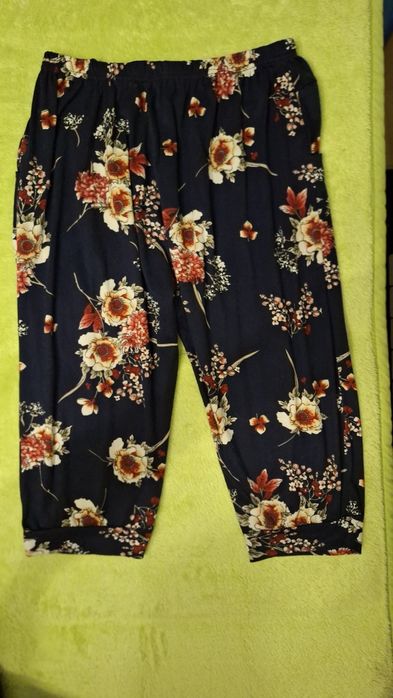 Alladynki 3/4  w kwiaty L/XL