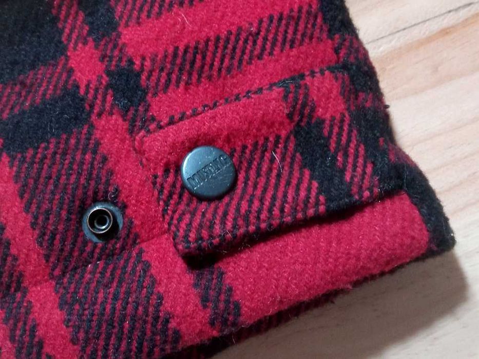 Casaco Vermelho e Preto - Mustang