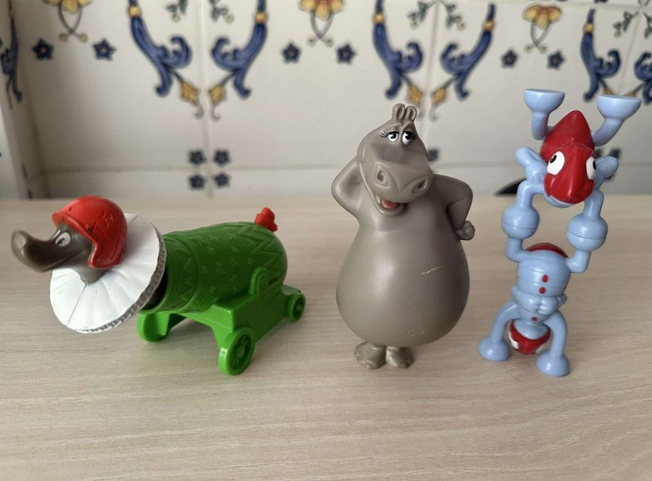 bonecos filmes pets vida secreta nossos bichos pinguins Madagascar