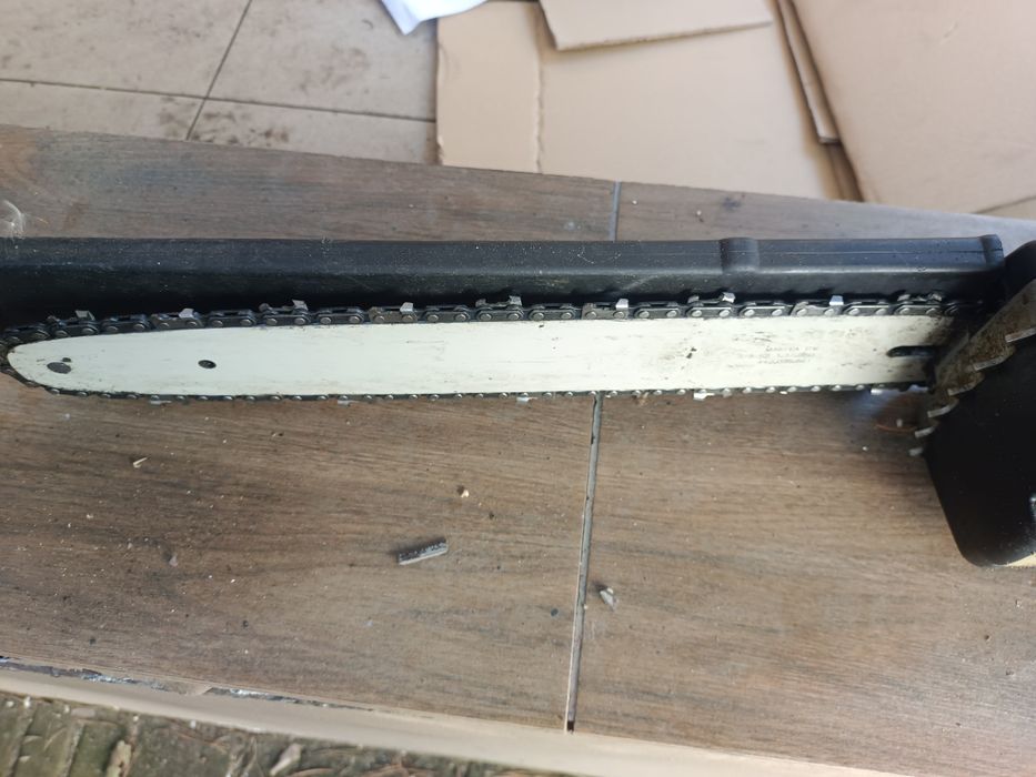 Piła łańcuchowa Makita