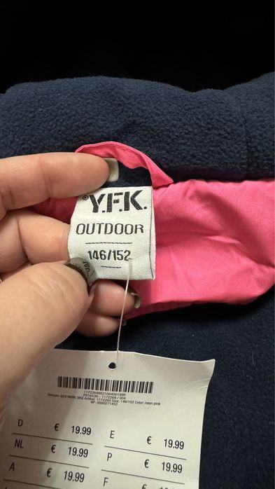 Зимняя куртка на девочку