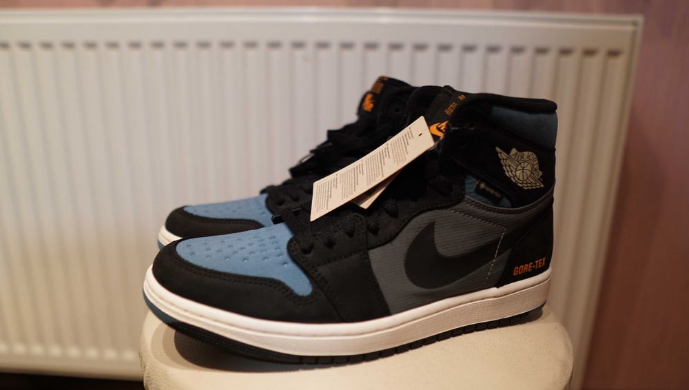 Кросівки Air Jordan 1 Element Gore-Tex Black/Sky J Light Olive