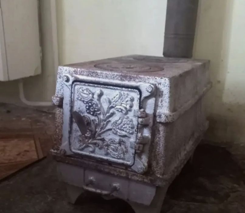 Чугунна піч - буржуйка