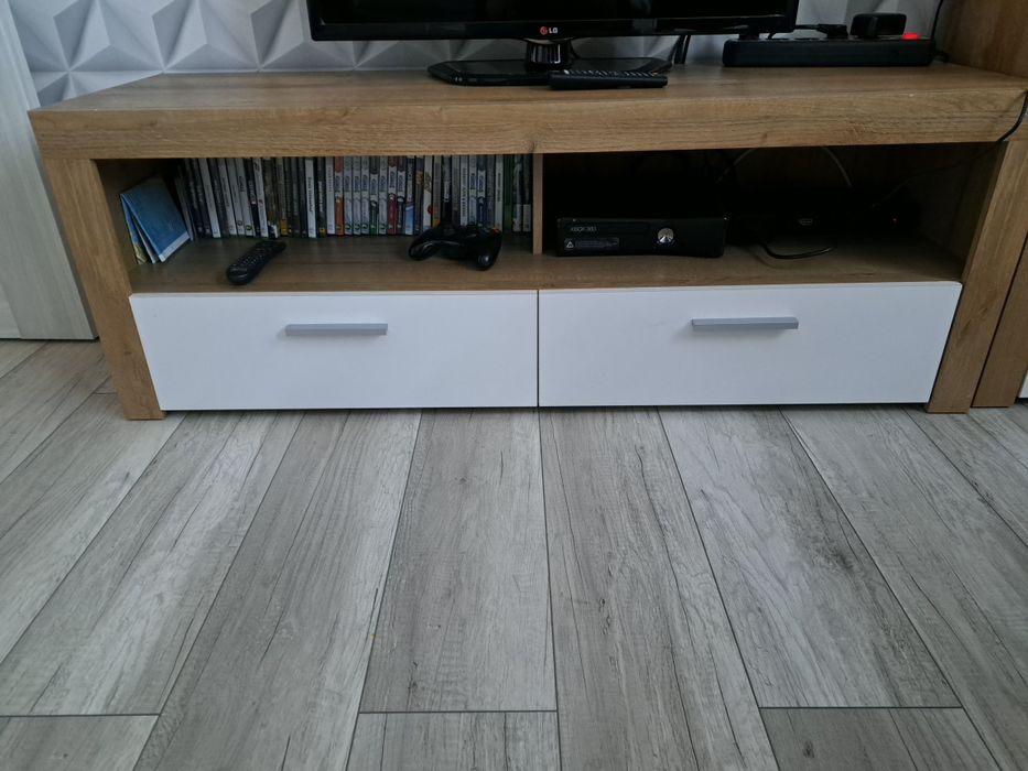 Komoda i stolik rtvBRW