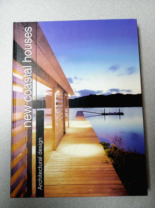New Coastal Houses - Architectural Design - Livro de Arquitectura