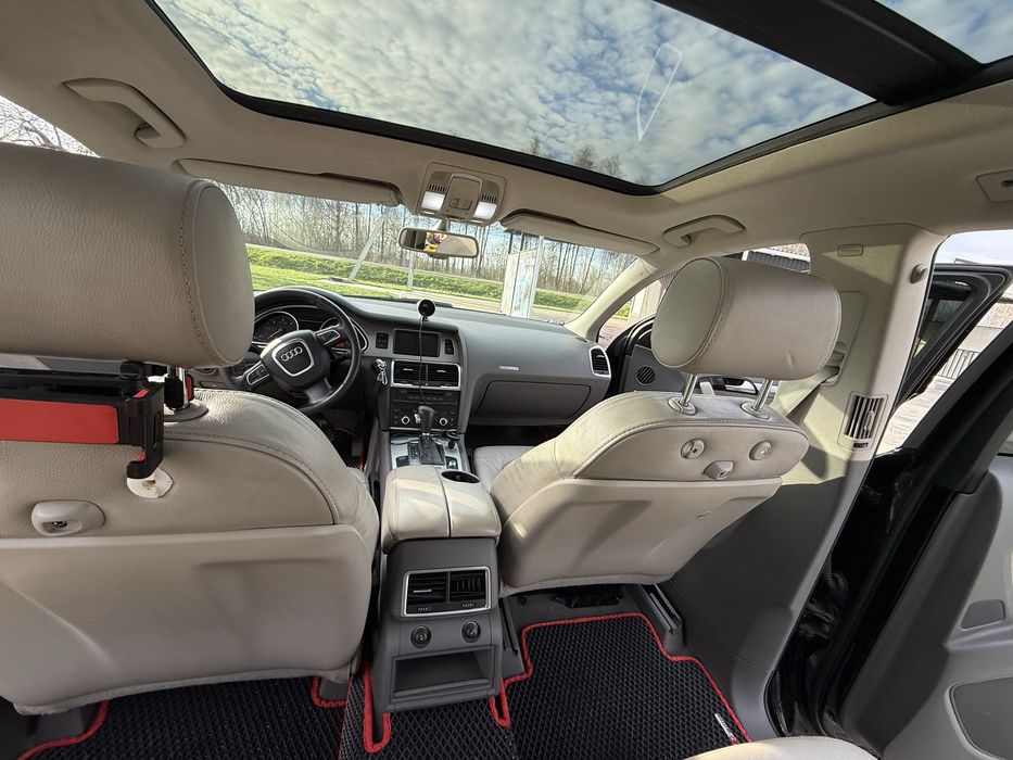 Продам AUDI Q7 4l