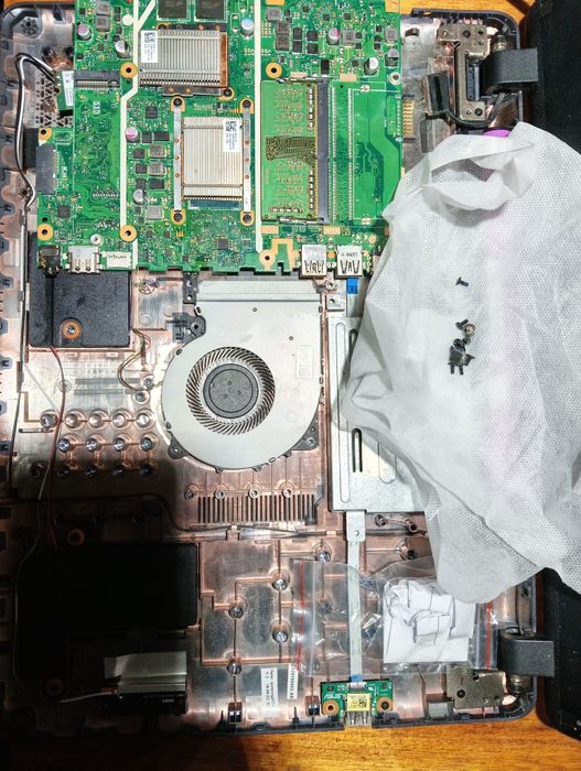 ASUS F507U Ремонт,Запчастини