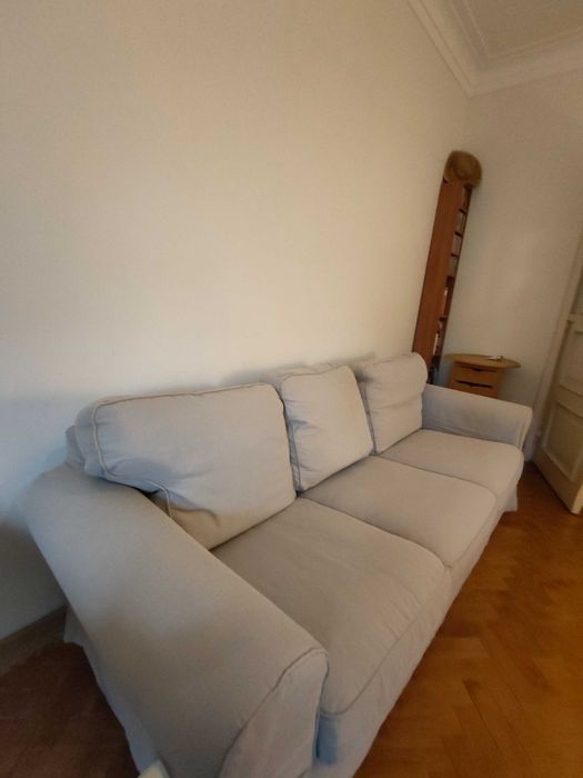 Vendo Sofá de 3 Lugares