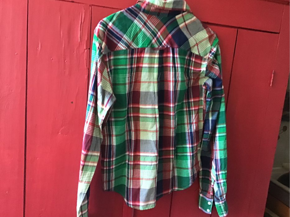 Camisa GANT original. 38 Portes CTT  incluídos.