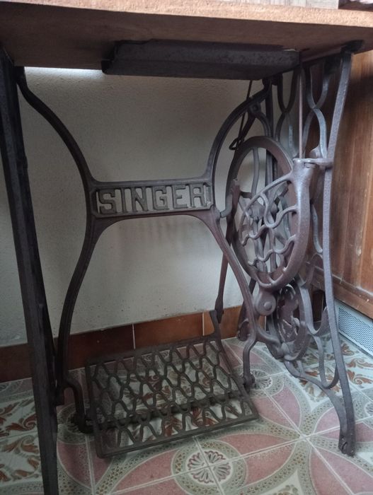 Máquina costura Singer