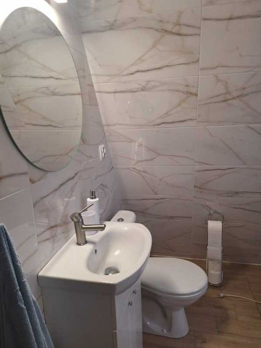 Komfortowy wygodny domek , Altana  , Jacuzzi , ognisko , basen.