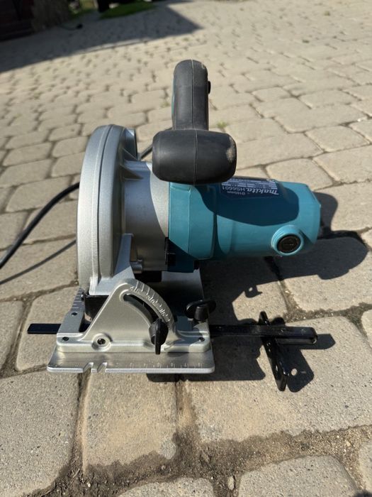 Дискова пила makita HS6601 паркетка циркулярна пила