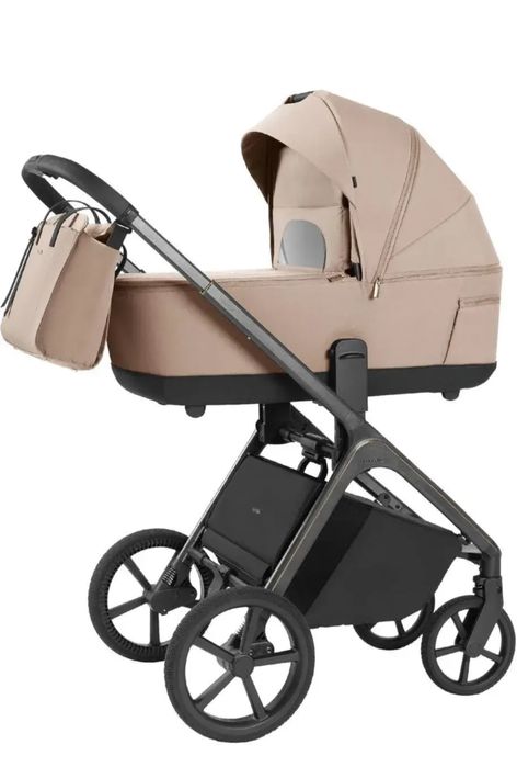 Продам коляску Carrello Vector 2025 , дуже зручна .