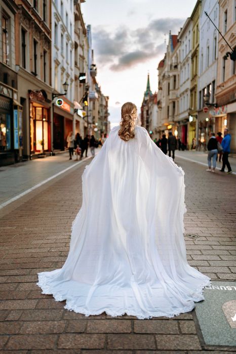 Suknia ślubna, literka A- Justin Alexander